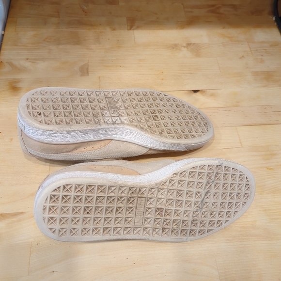 Puma Sneakers (Size 9) - Picture 8 of 8